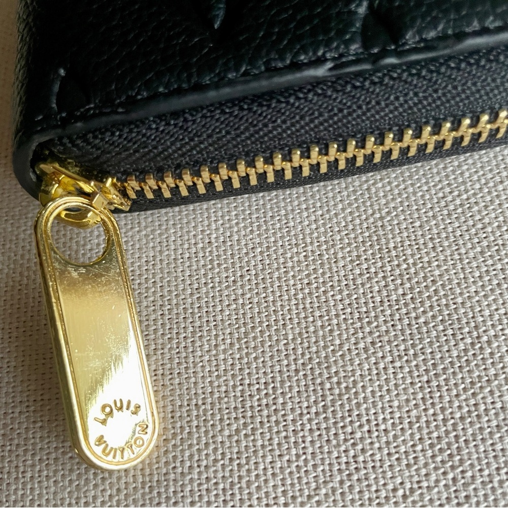 Black embossed LV wallet zip around with card slots - Picture 8 of 12